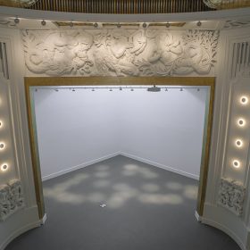 Jean rene debarre sculpteur bas relief espace d'art galerie le comoedia finistere brest bretagne tourisme culture patrimpoine photographie espace le comoedia nu