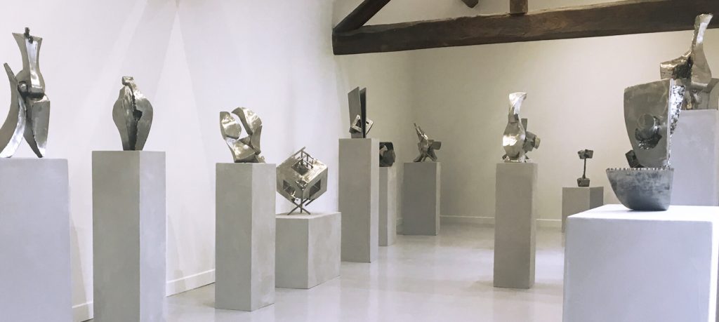 bandeau galerie espace art le comoedia sculpture contemporaine brest exposition culture susperregui