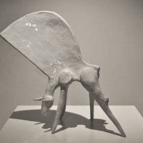 white bull principale marc piano sculpture sculpteur exposition temporaire espace art le comoedia brest finistere bretagne culture tourisme