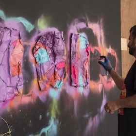 Artiste Reso de la galerie espace art le Comoedia exposition art urbain