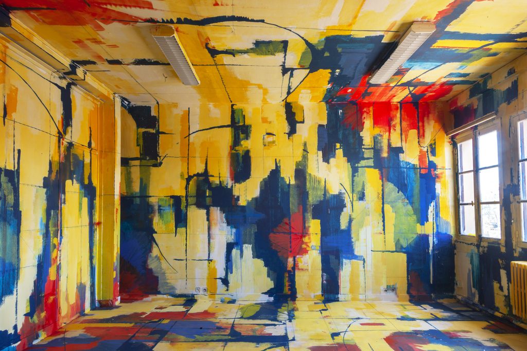 Soemone espace couleurs artiste de la galerie espace art le Comoedia Brest exposition art urbain street art