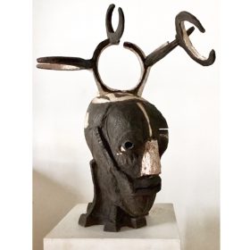 Sculpture - Marc PIANO - African stone - marron - personnage à antennes