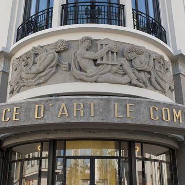 Les éléments se déchaînent à la galerie d’art Le Comoedia