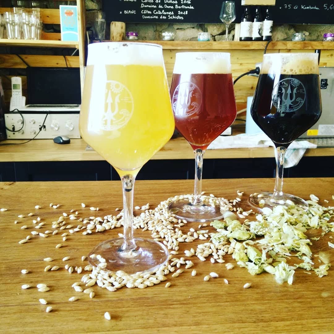 trois verres de bière Arvarus