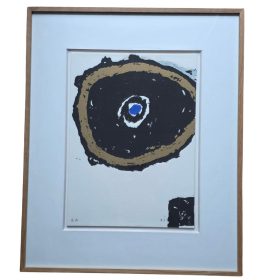 Impression de formes rondes, représentant une planète, principalement noires, sur un fond blanc.